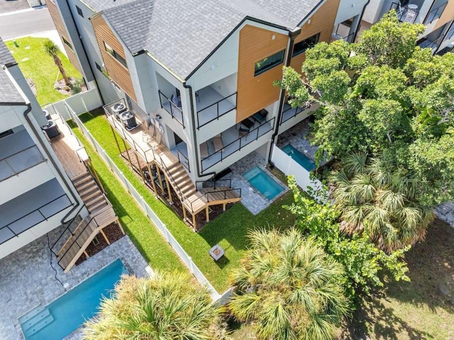 Blocks From The Beach With A Golf Cart And Pool! Clearwater Beach Exterior foto