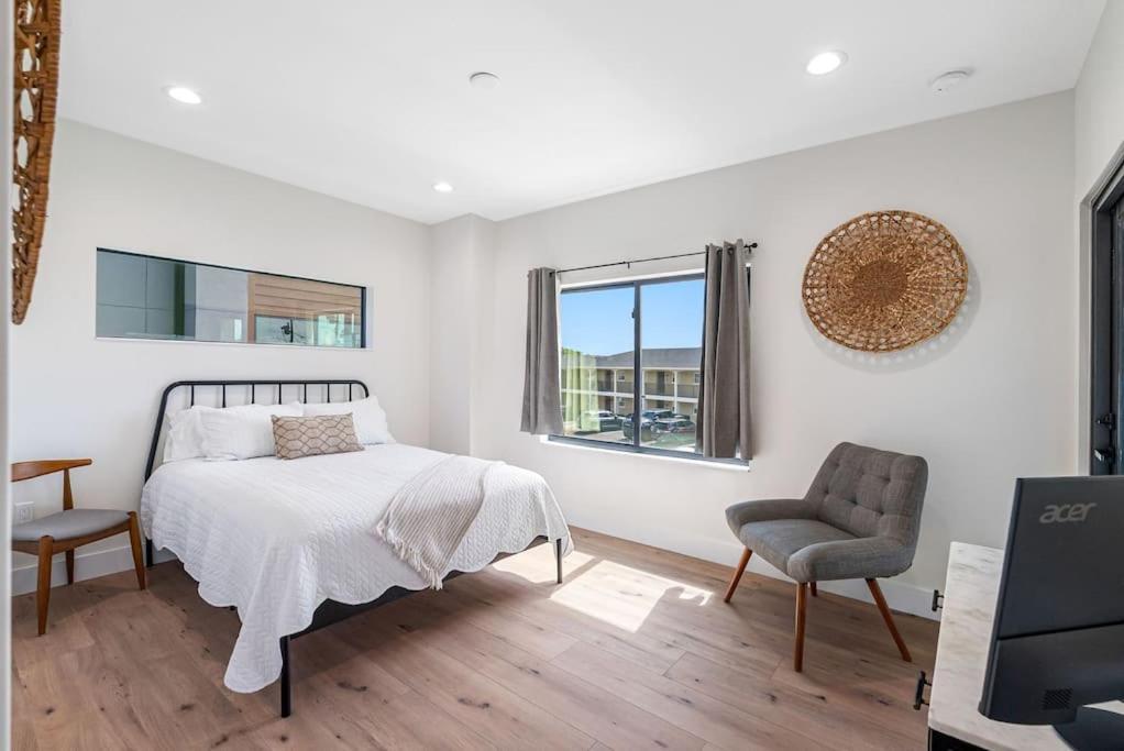 Blocks From The Beach With A Golf Cart And Pool! Clearwater Beach Exterior foto