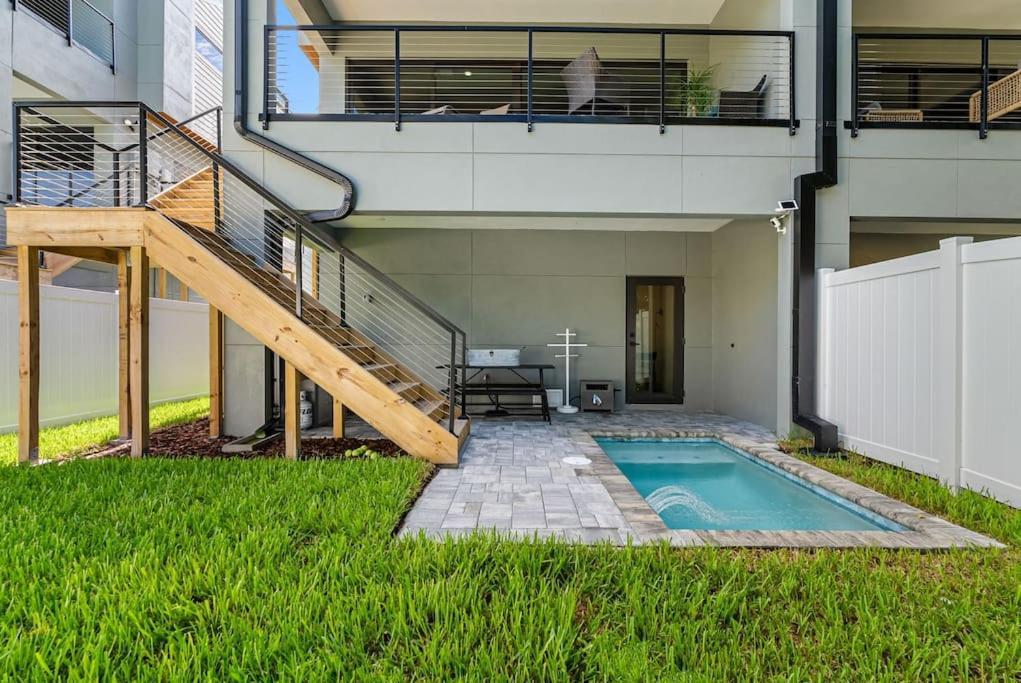 Blocks From The Beach With A Golf Cart And Pool! Clearwater Beach Exterior foto